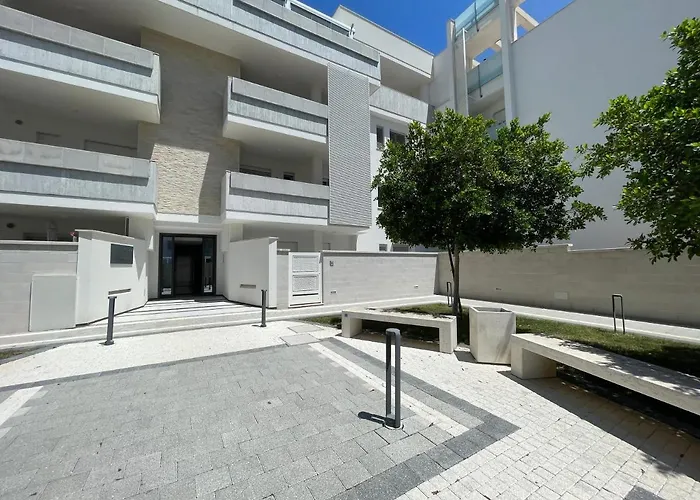 Mediterra * Лечче